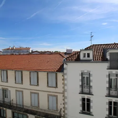 Les Halles Avec Les Cles De Luz Apartmán